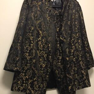 HOLIDAY/ANDRE OLIVER 2 piece 3/4 length jacket with matching slacks